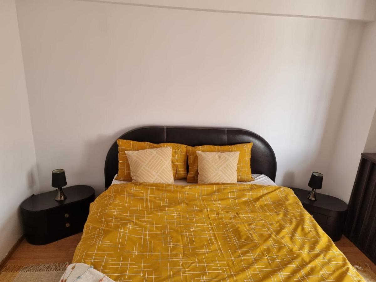 Clau Home Hunedoara Luaran gambar