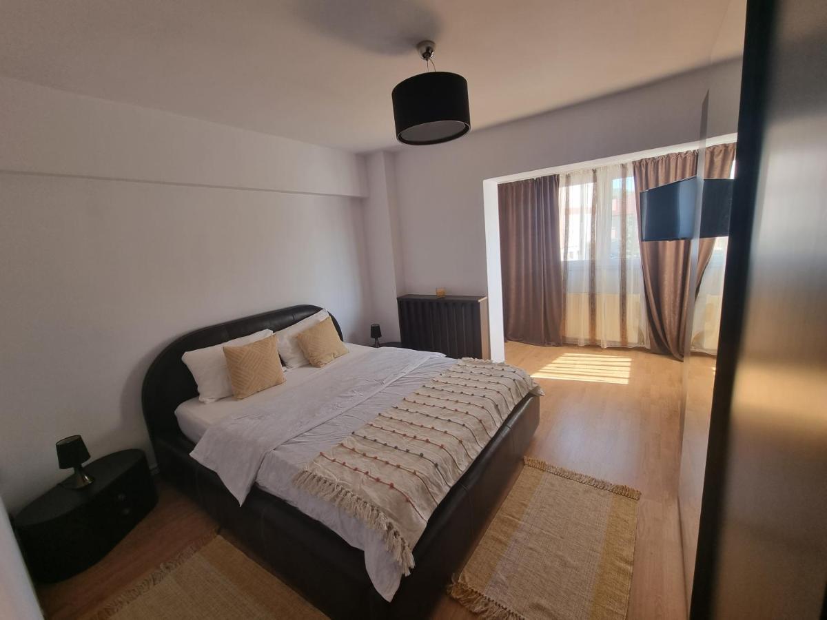 Clau Home Hunedoara Luaran gambar