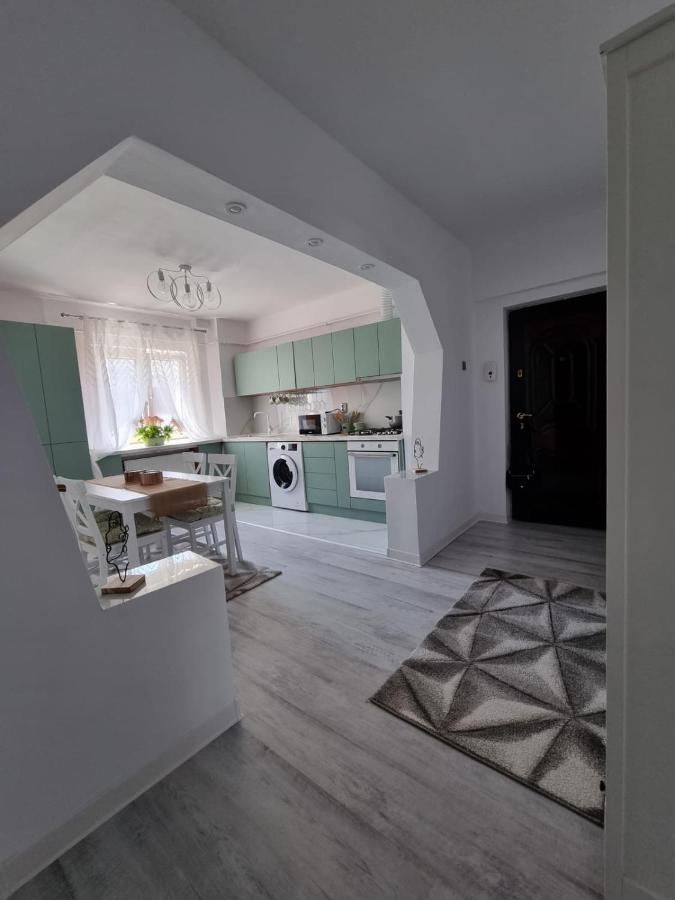 Clau Home Hunedoara Luaran gambar